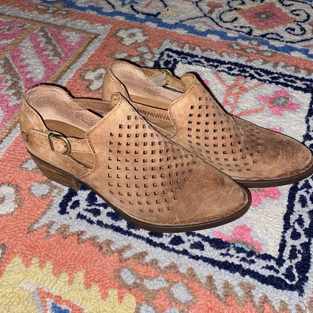 Born Nanna booties